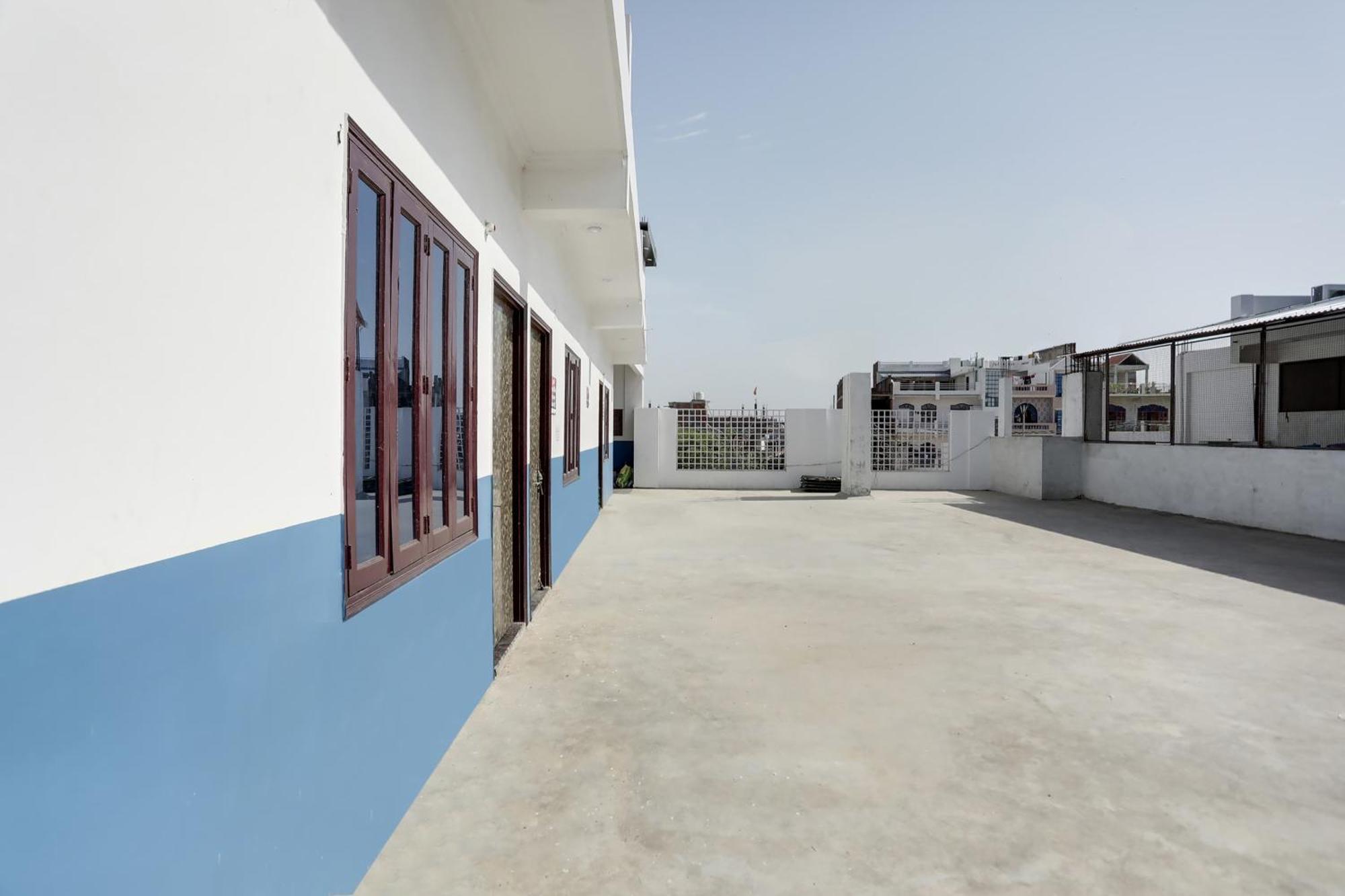 Hotel O Kiran Raj Palace Kanpur Exterior photo